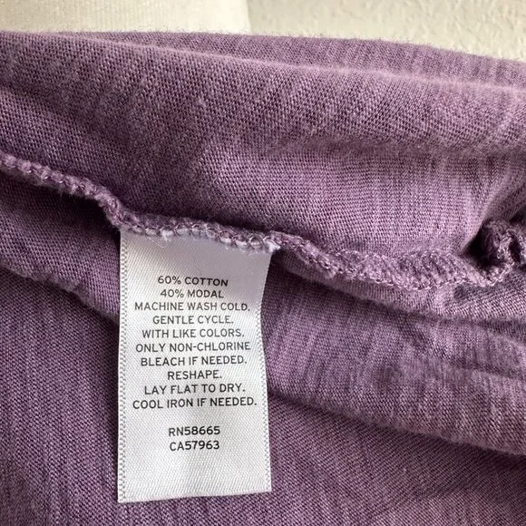 Caslon Purple V-Neck Pocket Tee - Small - Picture 6 of 6